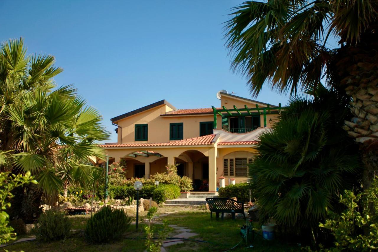 Vela Vega Hostel Butera Kültér fotó